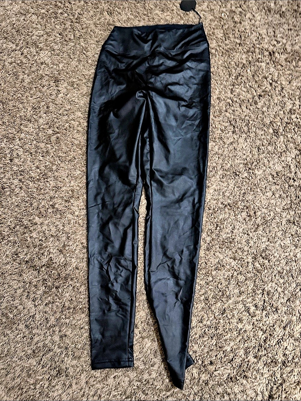 OFFLINE by Aerie Leatherette Legging Leatherette Leggings in Black Size Medium